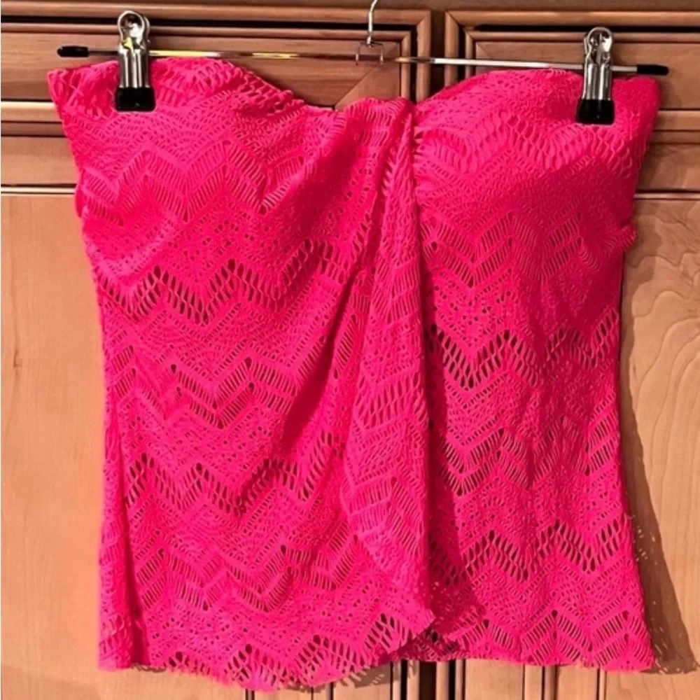 NWT Vince Camuto Crochet Bandini Top & Bikini Bottom Set